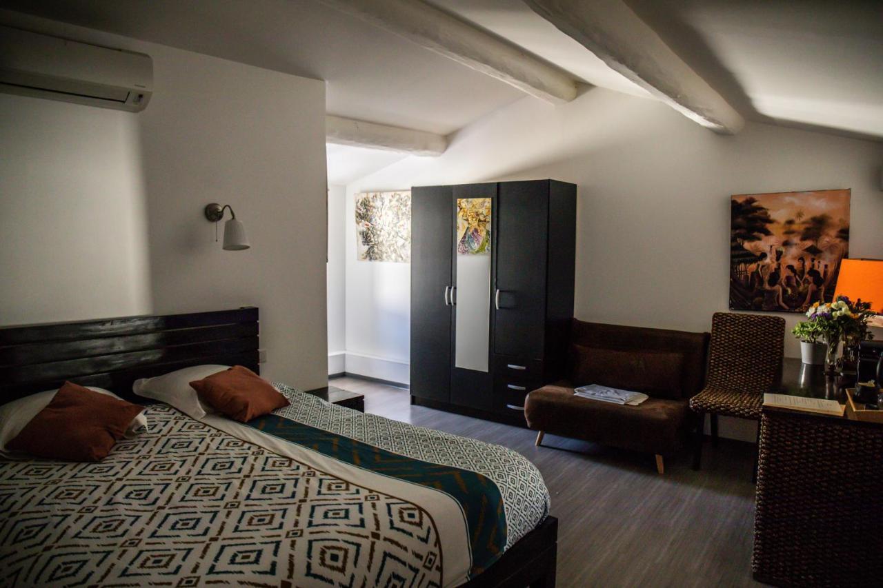 Auberge Sainte Marguerite La Garde  Zewnętrze zdjęcie